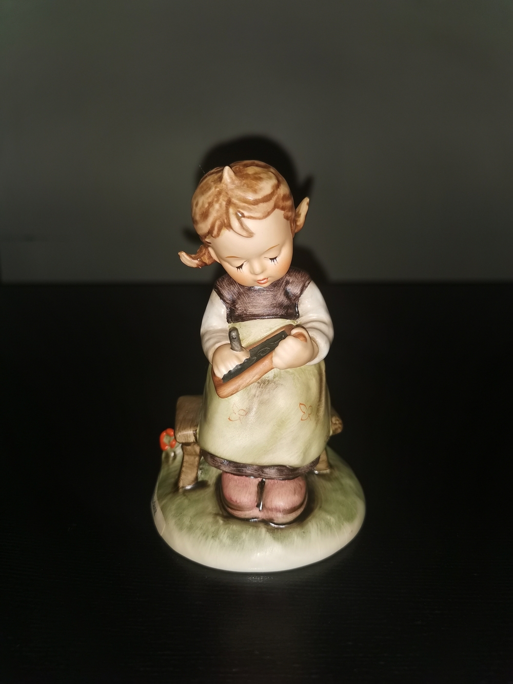 M.J. Hummel Goebel Busy Student 367 West Germany 4 1/4" 1963